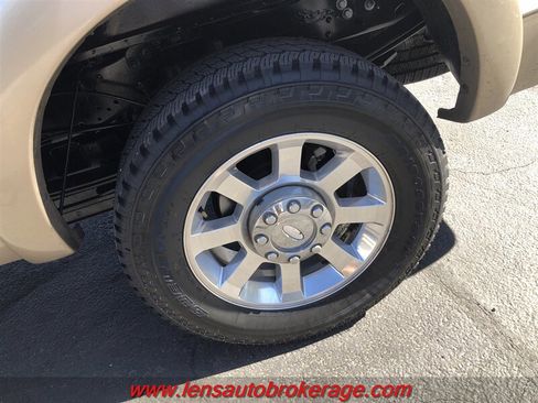 Used 2011 Ford F250 Lariat w/ Lariat Ultimate Pkg AWD/4WD image 22