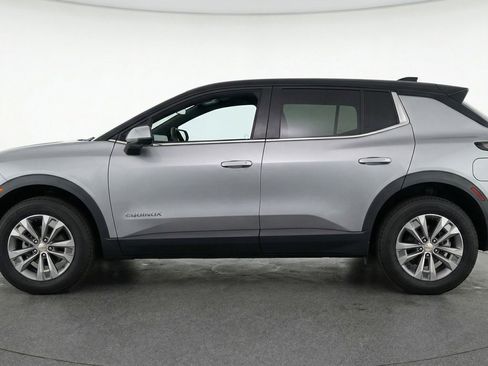 Used 2025 Chevrolet Equinox LT image 5