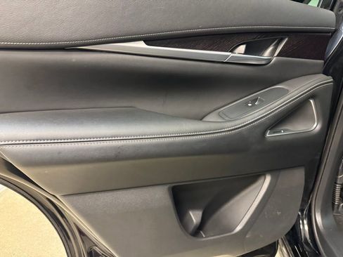 Used 2023 INFINITI QX60 Sensory image 15