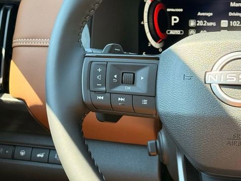New 2026 Nissan Pathfinder Platinum AWD/4WD image 26