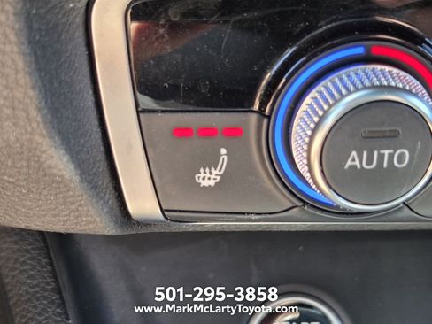 Used 2021 Audi Q3 2.0T Premium w/ Convenience Package AWD/4WD image 19