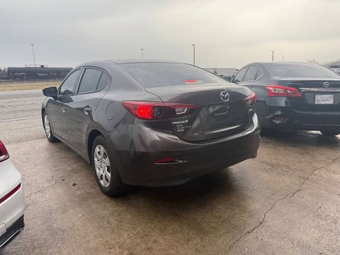 Used 2014 MAZDA MAZDA3 i Sport image 17
