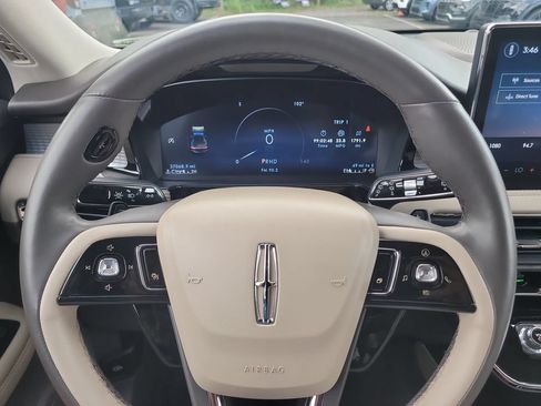 Certified 2023 Lincoln Corsair FWD w/ Equipment Group 101A image 25