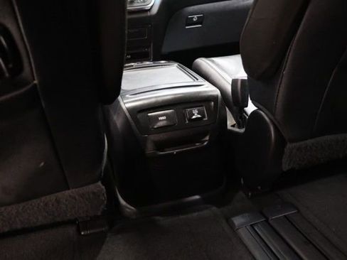 Used 2017 Toyota Sienna SE Premium FWD image 34