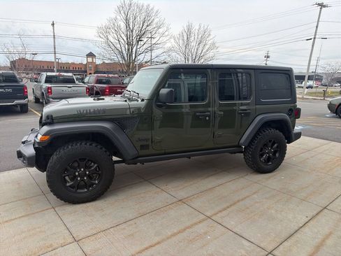 Used 2022 Jeep Wrangler Unlimited Sport AWD/4WD image 6