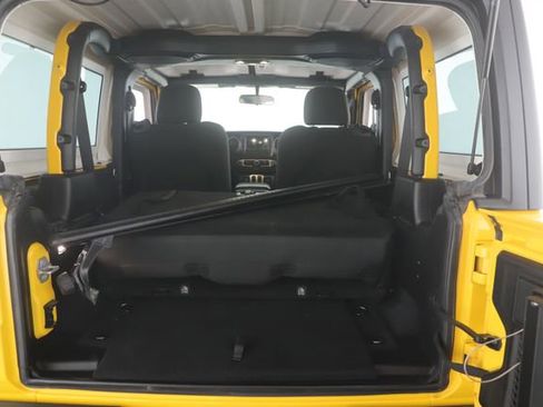 Used 2019 Jeep Wrangler Sport w/ Quick Order Package 24S AWD/4WD image 25