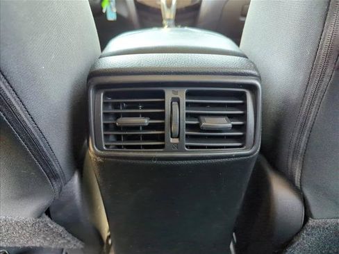 Used 2020 Nissan Rogue Sport S FWD image 20