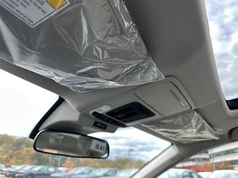 New 2025 Honda Accord SE image 27