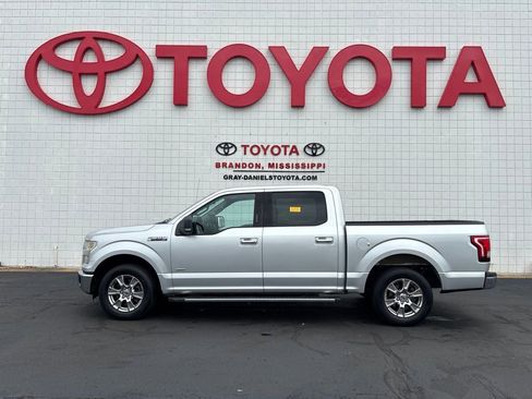 Used 2015 Ford F150 XLT w/ Equipment Group 301A Mid RWD image 4
