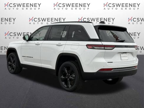 New 2026 Jeep Grand Cherokee Limited w/ Limited Altitude Package RWD image 4