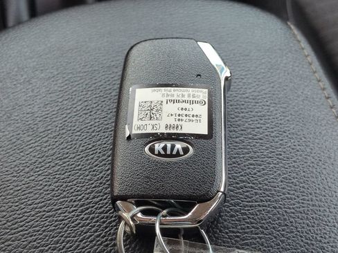 Used 2020 Kia Soul EX w/ Option Group 015 FWD image 28