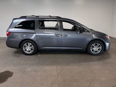 Used 2013 Honda Odyssey EX-L image 2