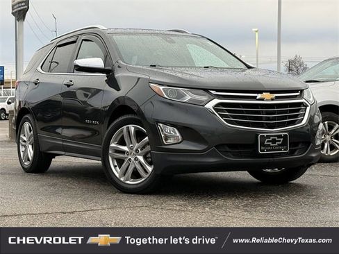 Used 2018 Chevrolet Equinox Premier image 2