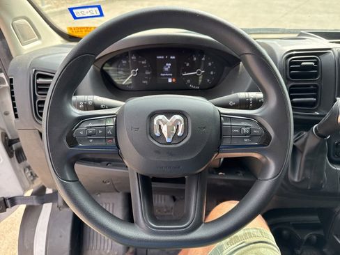 Used 2023 RAM ProMaster 2500 image 20