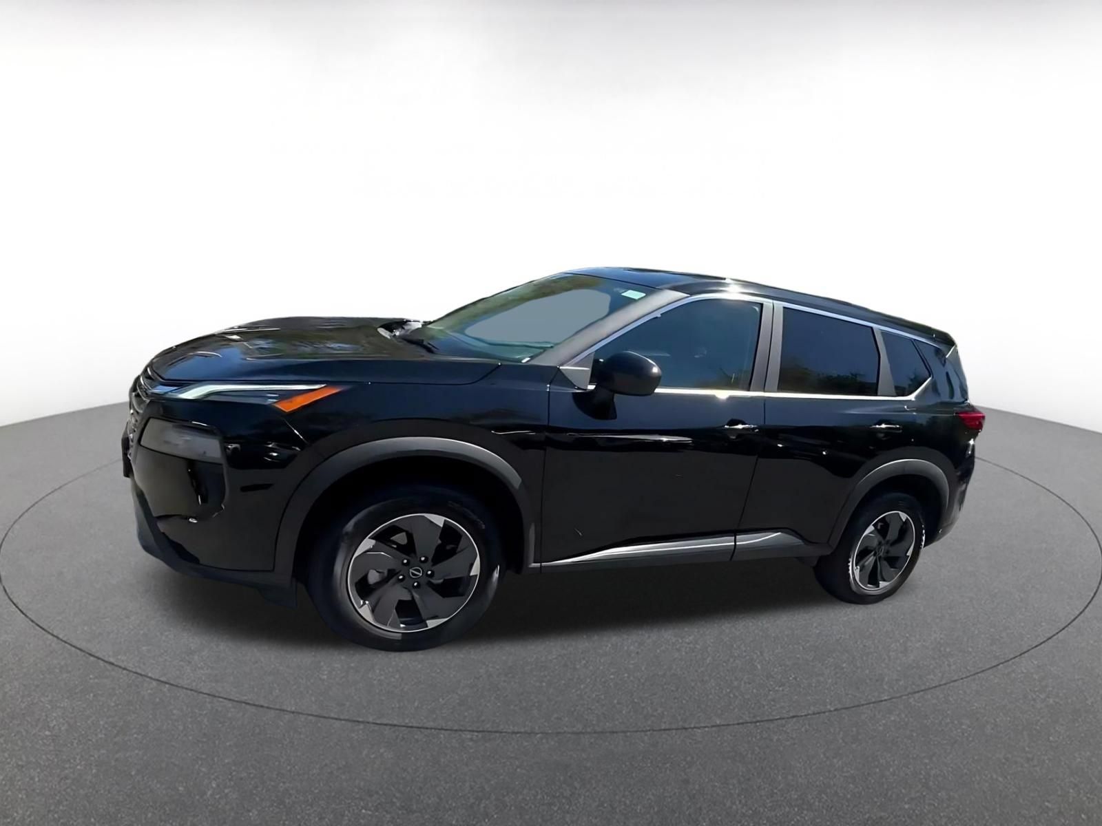 Used 2025 Nissan Rogue SV AWD/4WD image 8