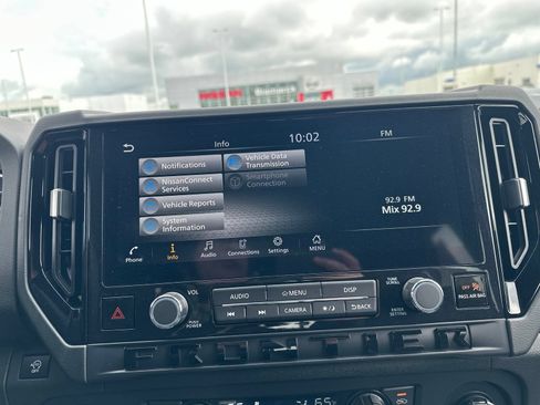 Used 2026 Nissan Frontier SV w/ All-Weather Content Package AWD/4WD image 53