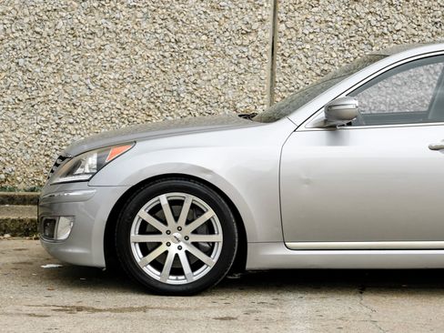 Used 2013 Hyundai Equus Signature image 13