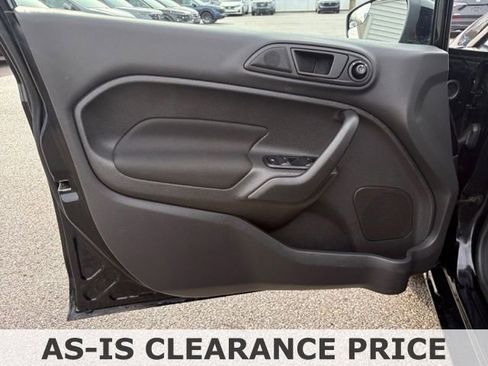 Used 2017 Ford Fiesta SE FWD image 49