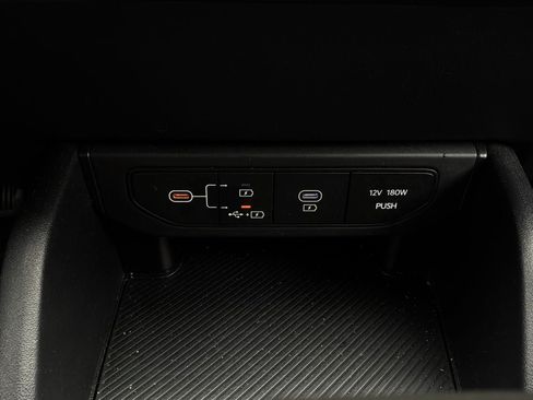Used 2025 Kia K4 FWD image 26