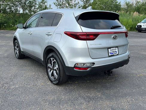 Used 2020 Kia Sportage LX AWD/4WD image 3