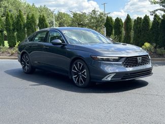 Used 2025 Honda Accord Touring video 2