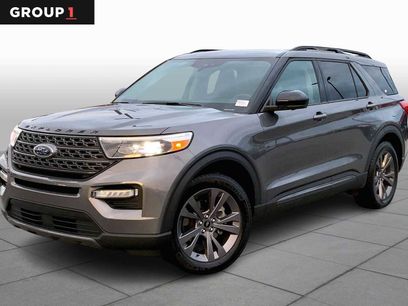 Certified 2023 Ford Explorer XLT w/ Equipment Group 202A