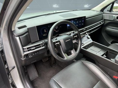 Used 2025 Hyundai Santa Fe SEL AWD/4WD image 4