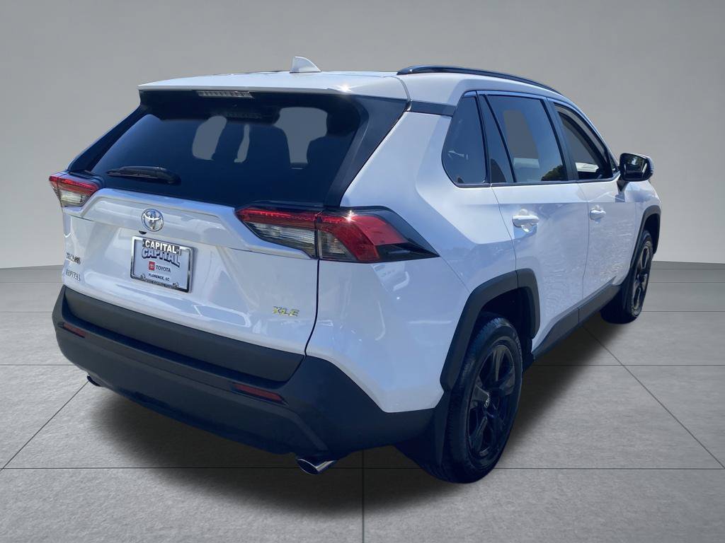 Used 2025 Toyota RAV4 XLE w/ Convenience Package FWD image 15