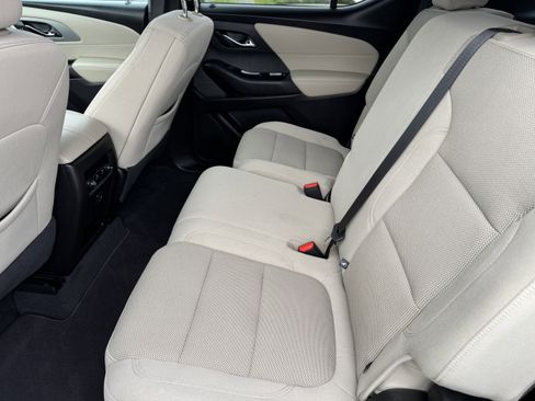 Certified 2023 Chevrolet Traverse LS w/ Safety Package image 18