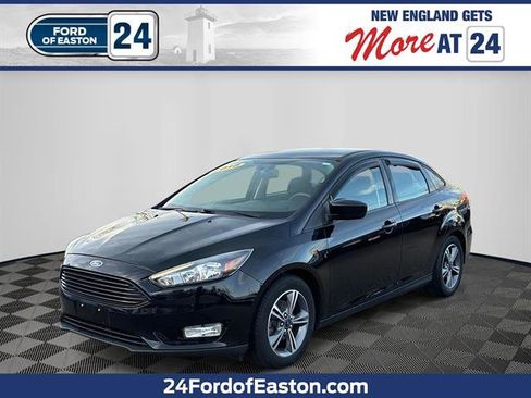 Certified 2018 Ford Focus SE w/ SE Appearance Package image 1