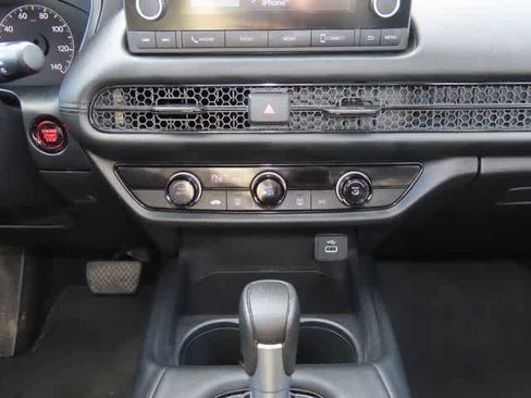 Certified 2023 Honda HR-V LX image 20