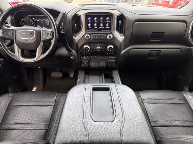 Used 2019 GMC Sierra 1500 Denali w/ Denali Ultimate Package AWD/4WD image 9