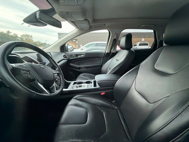 Used 2021 Ford Edge Titanium w/ Equipment Group 301A AWD/4WD image 7