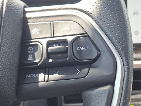 Used 2025 Toyota 4Runner Limited RWD image 31