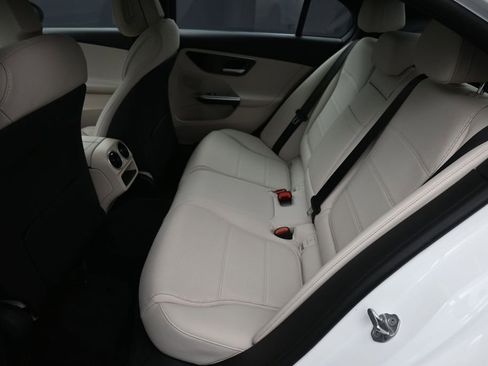 Used 2022 Mercedes-Benz C 300 4MATIC Sedan image 25