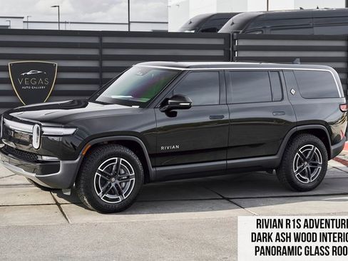 Used 2025 Rivian R1S Adventure image 1