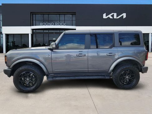Used 2022 Ford Bronco Outer Banks AWD/4WD image 4