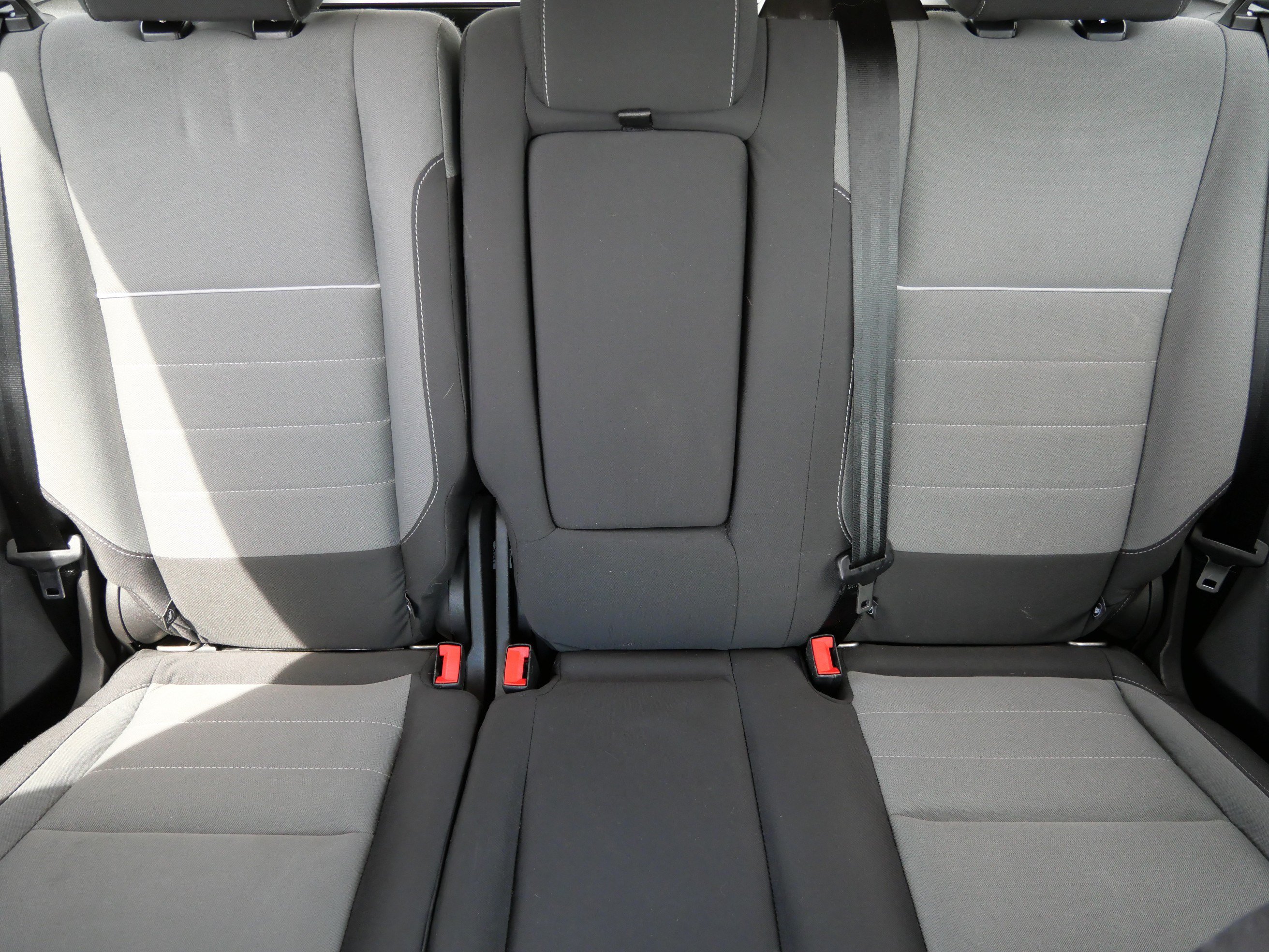 Used 2015 Ford Escape SE FWD image 13