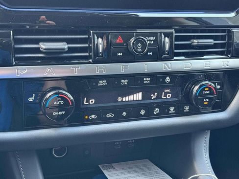 New 2026 Nissan Pathfinder SL AWD/4WD image 13