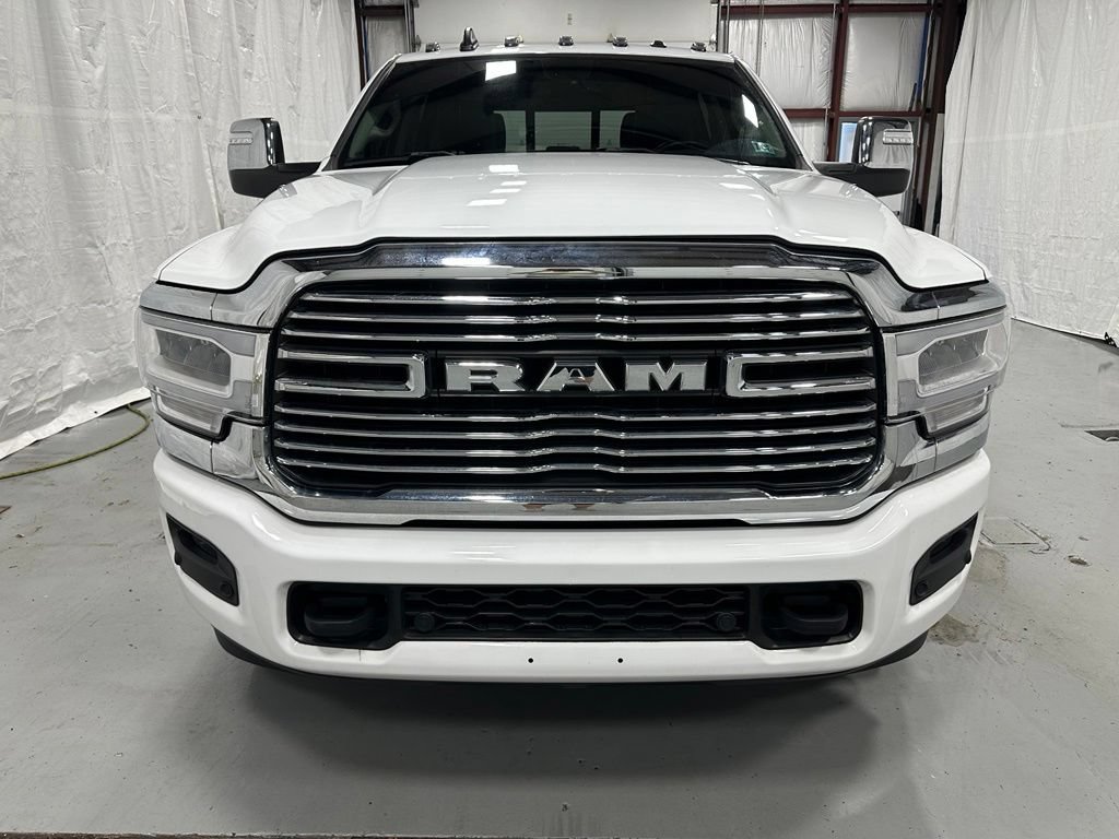 Used 2024 RAM 3500 Laramie AWD/4WD image 2