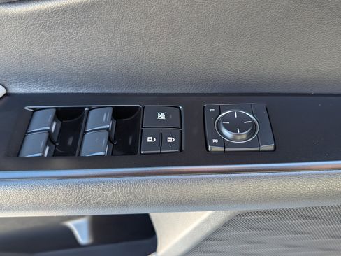 Used 2020 Lexus UX 250h w/ Premium Package image 20