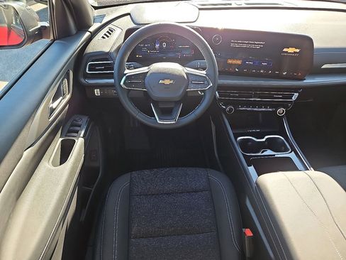 New 2026 Chevrolet Traverse LT w/ Driver Confidence Package image 7