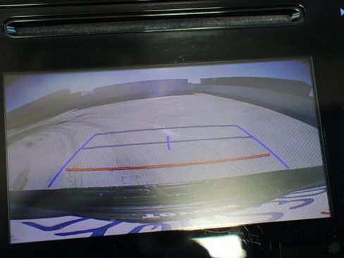 Used 2017 Toyota Corolla SE image 24