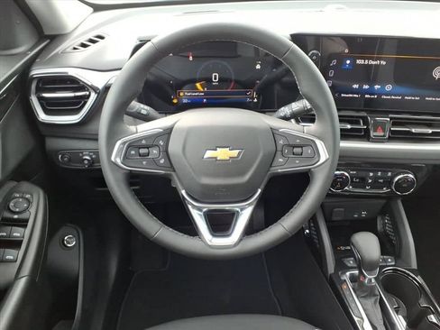 New 2026 Chevrolet TrailBlazer LT w/ Convenience Package FWD image 24