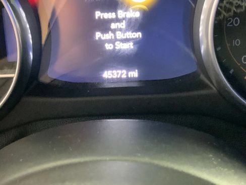 Used 2018 Jeep Wrangler Unlimited Sahara AWD/4WD image 36