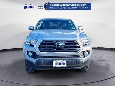 Used 2018 Toyota Tacoma SR5 image 8