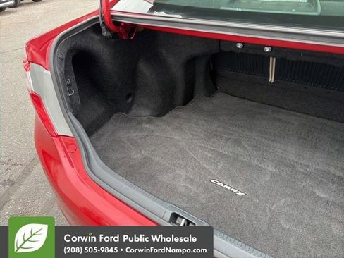 Used 2014 Toyota Camry XLE w/ Leather Package image 30