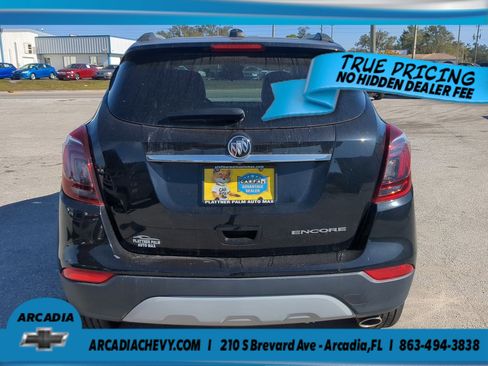 Used 2021 Buick Encore Preferred FWD image 5