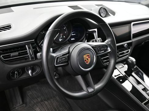 Certified 2023 Porsche Macan Turbo AWD/4WD image 16