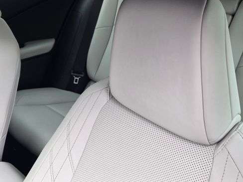 Certified 2025 Lexus UX 300h FWD image 34